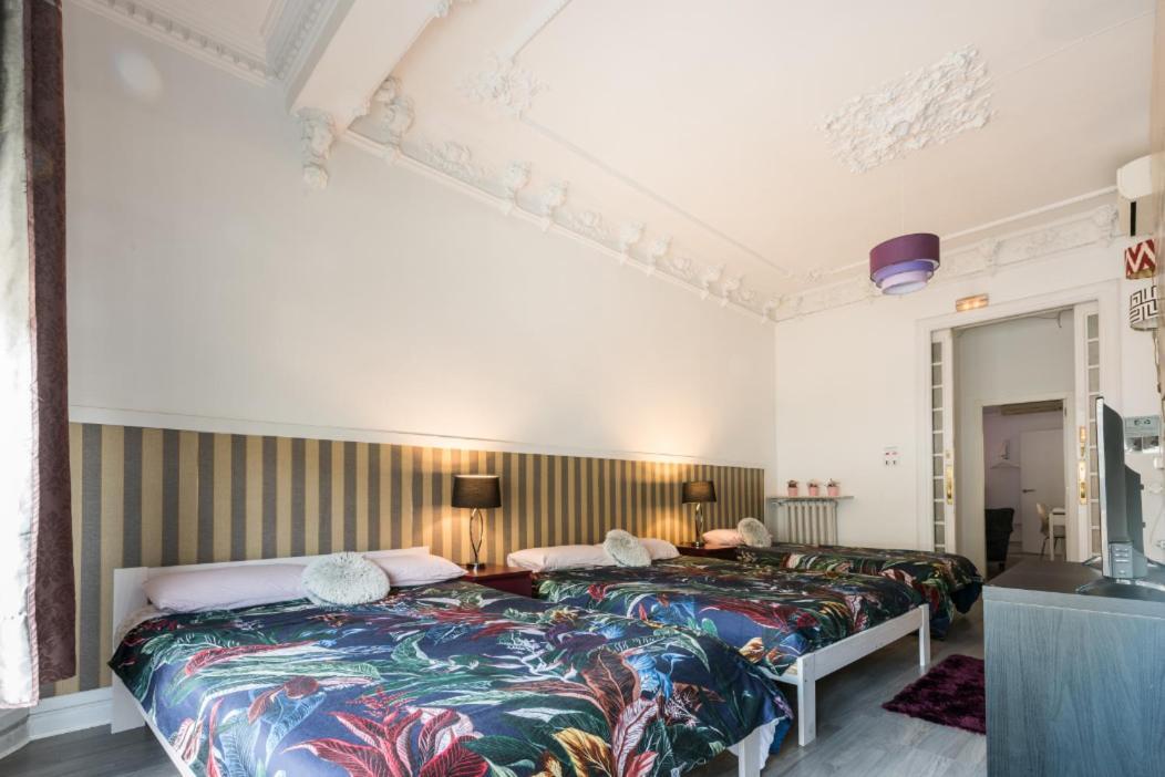 M&F 7 Rooms/7 Bathrooms Over Gran Via Madrid Buitenkant foto
