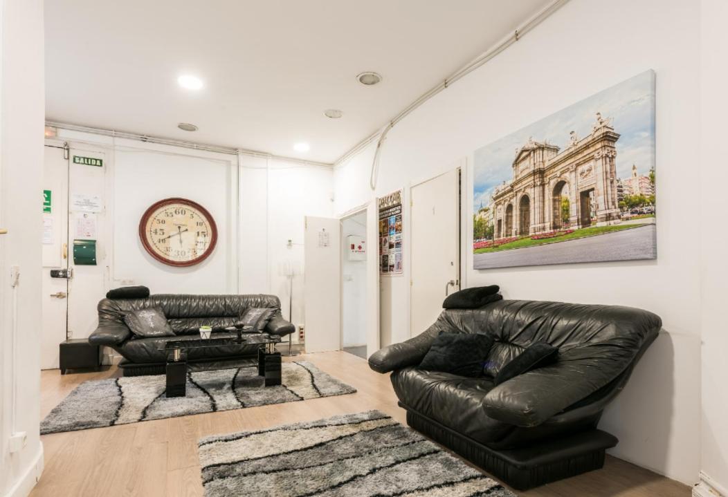 M&F 7 Rooms/7 Bathrooms Over Gran Via Madrid Buitenkant foto