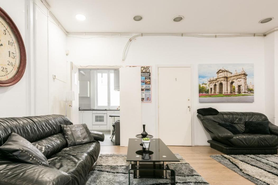M&F 7 Rooms/7 Bathrooms Over Gran Via Madrid Buitenkant foto