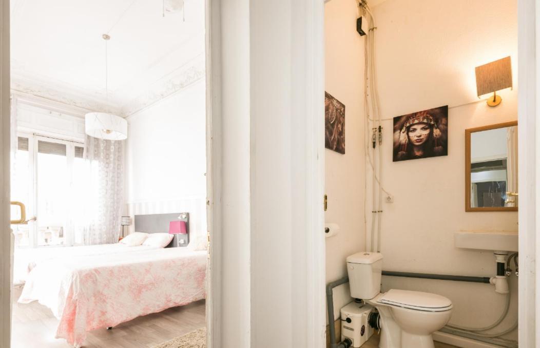 M&F 7 Rooms/7 Bathrooms Over Gran Via Madrid Buitenkant foto