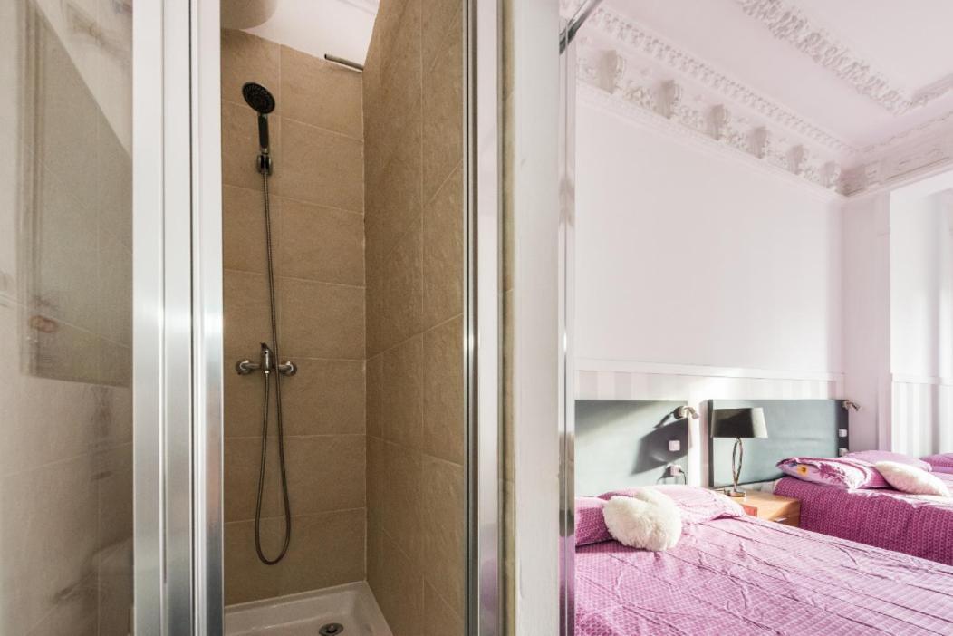 M&F 7 Rooms/7 Bathrooms Over Gran Via Madrid Buitenkant foto