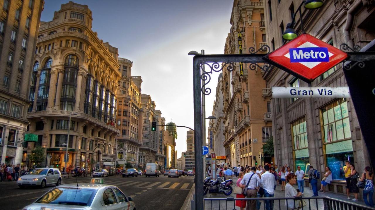 M&F 7 Rooms/7 Bathrooms Over Gran Via Madrid Buitenkant foto